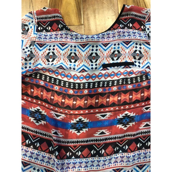 Geometric Pattern Sheer Top Size 1X Black Stripe Flowy Red Black I.N. Studio - Picture 2 of 5